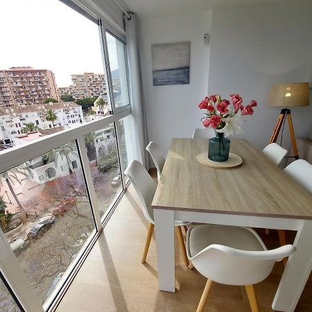 Beautiful Sea Views Cozy Apartment 350 M From Beach Benalmádena Exteriör bild