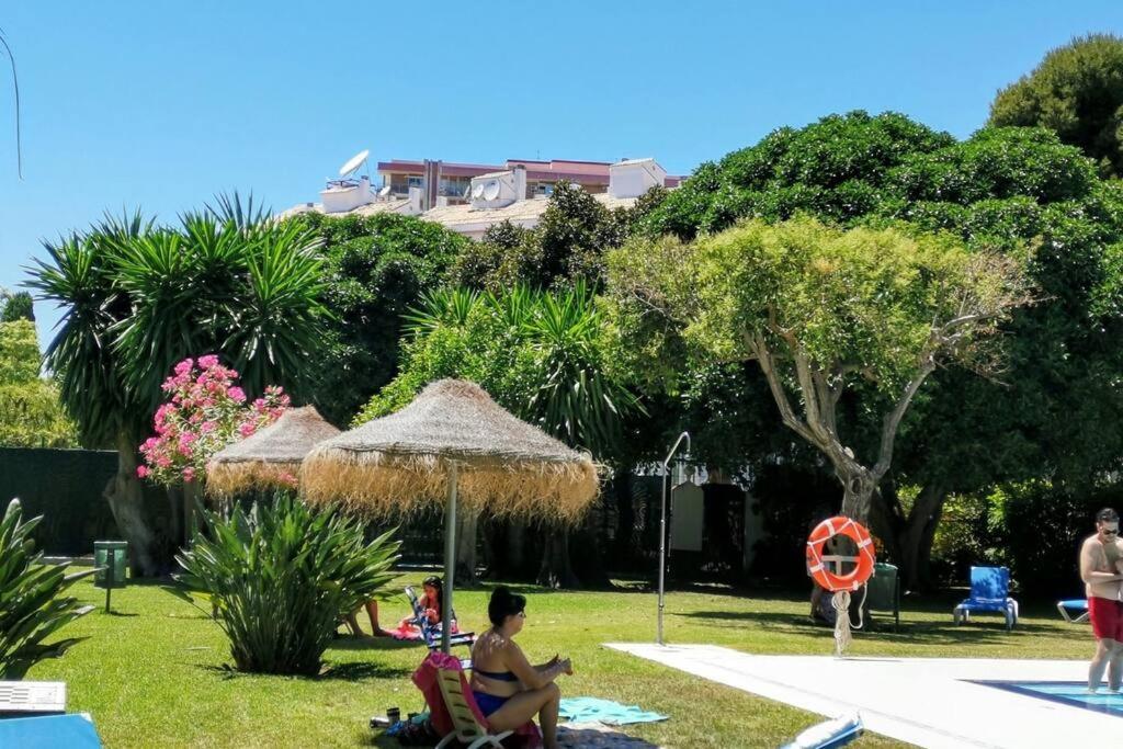 Beautiful Sea Views Cozy Apartment 350 M From Beach Benalmádena Exteriör bild