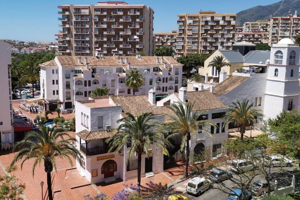 Beautiful Sea Views Cozy Apartment 350 M From Beach Benalmádena Exteriör bild