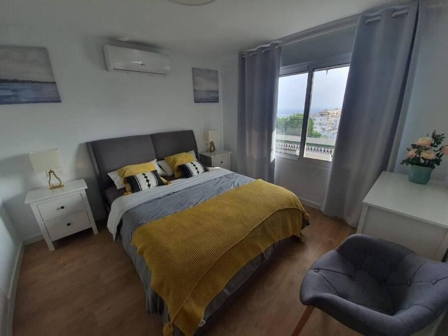Beautiful Sea Views Cozy Apartment 350 M From Beach Benalmádena Exteriör bild