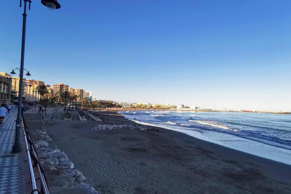 Beautiful Sea Views Cozy Apartment 350 M From Beach Benalmádena Exteriör bild