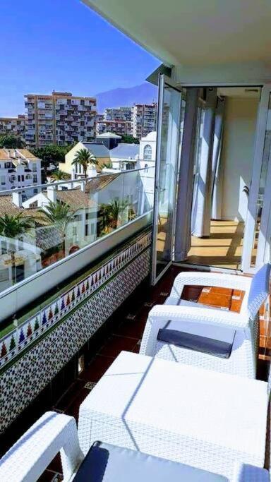Beautiful Sea Views Cozy Apartment 350 M From Beach Benalmádena Exteriör bild