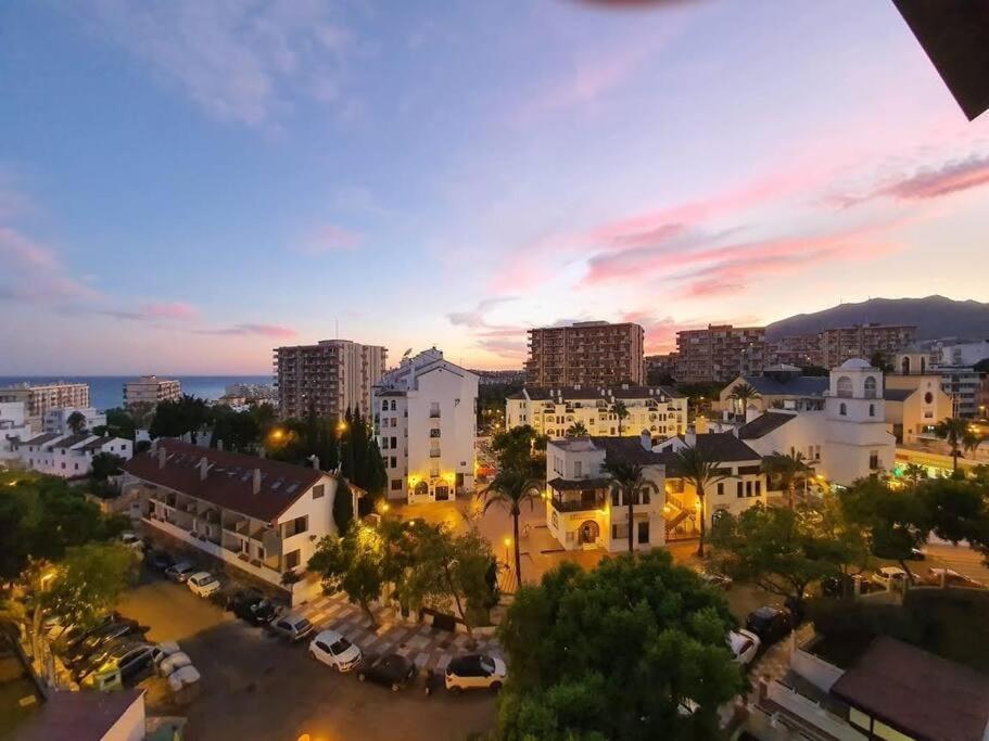 Beautiful Sea Views Cozy Apartment 350 M From Beach Benalmádena Exteriör bild