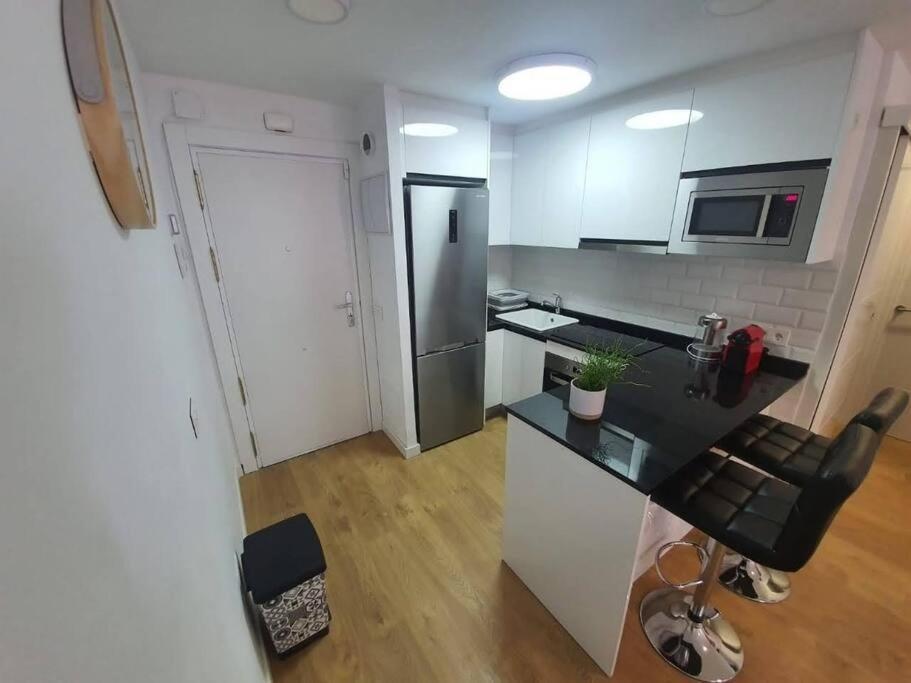 Beautiful Sea Views Cozy Apartment 350 M From Beach Benalmádena Exteriör bild
