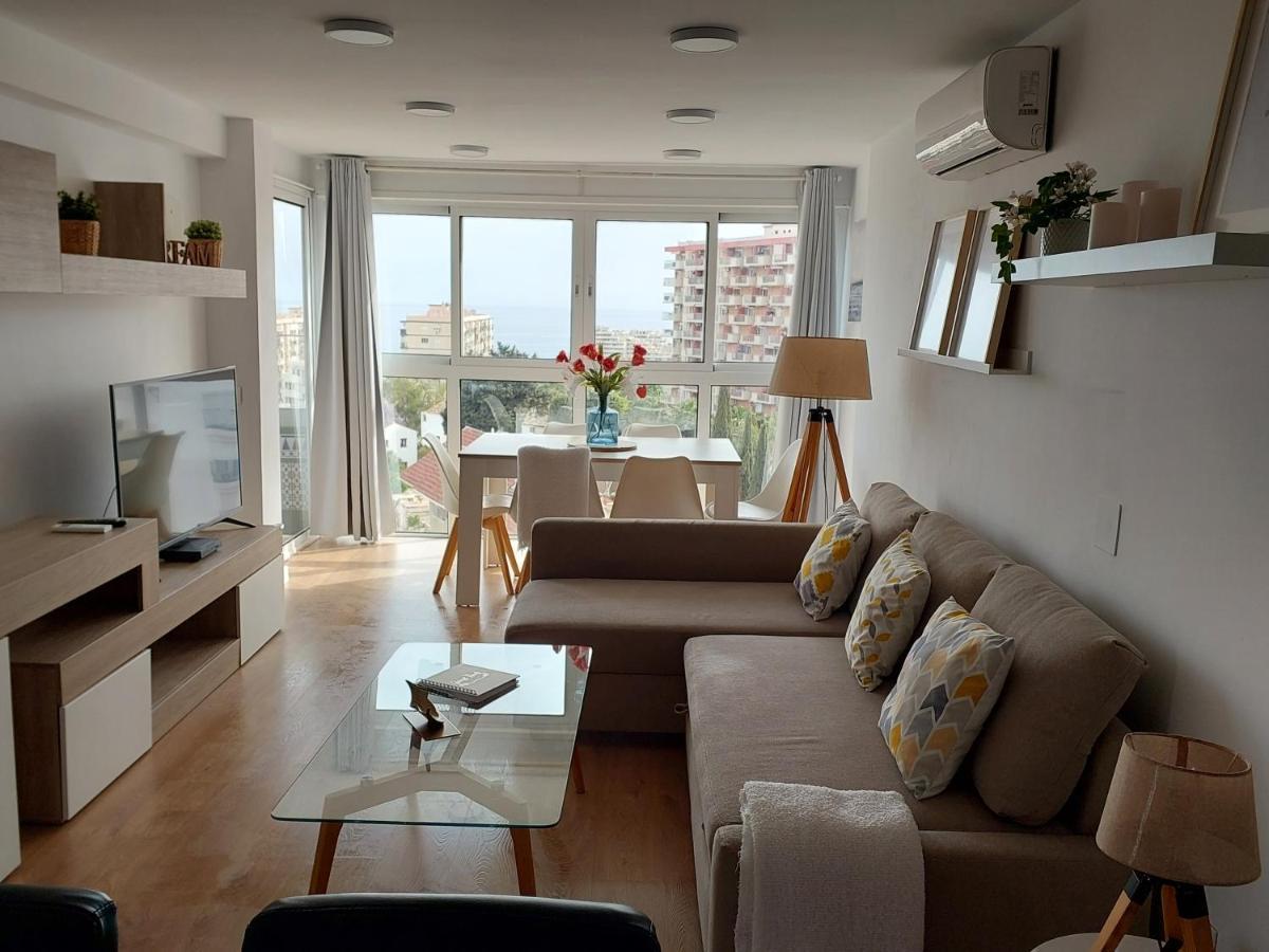 Beautiful Sea Views Cozy Apartment 350 M From Beach Benalmádena Exteriör bild