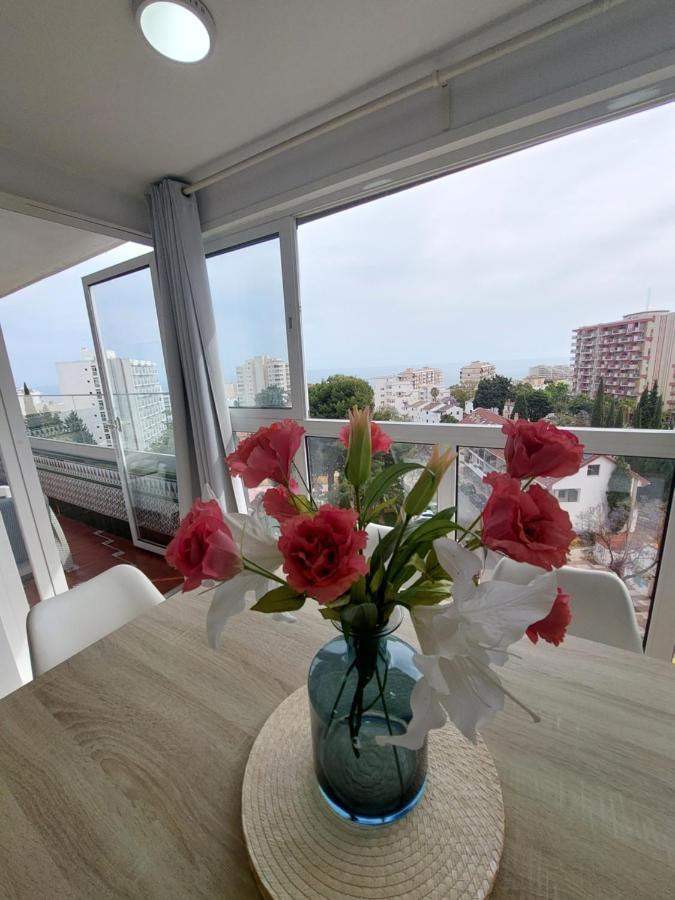 Beautiful Sea Views Cozy Apartment 350 M From Beach Benalmádena Exteriör bild